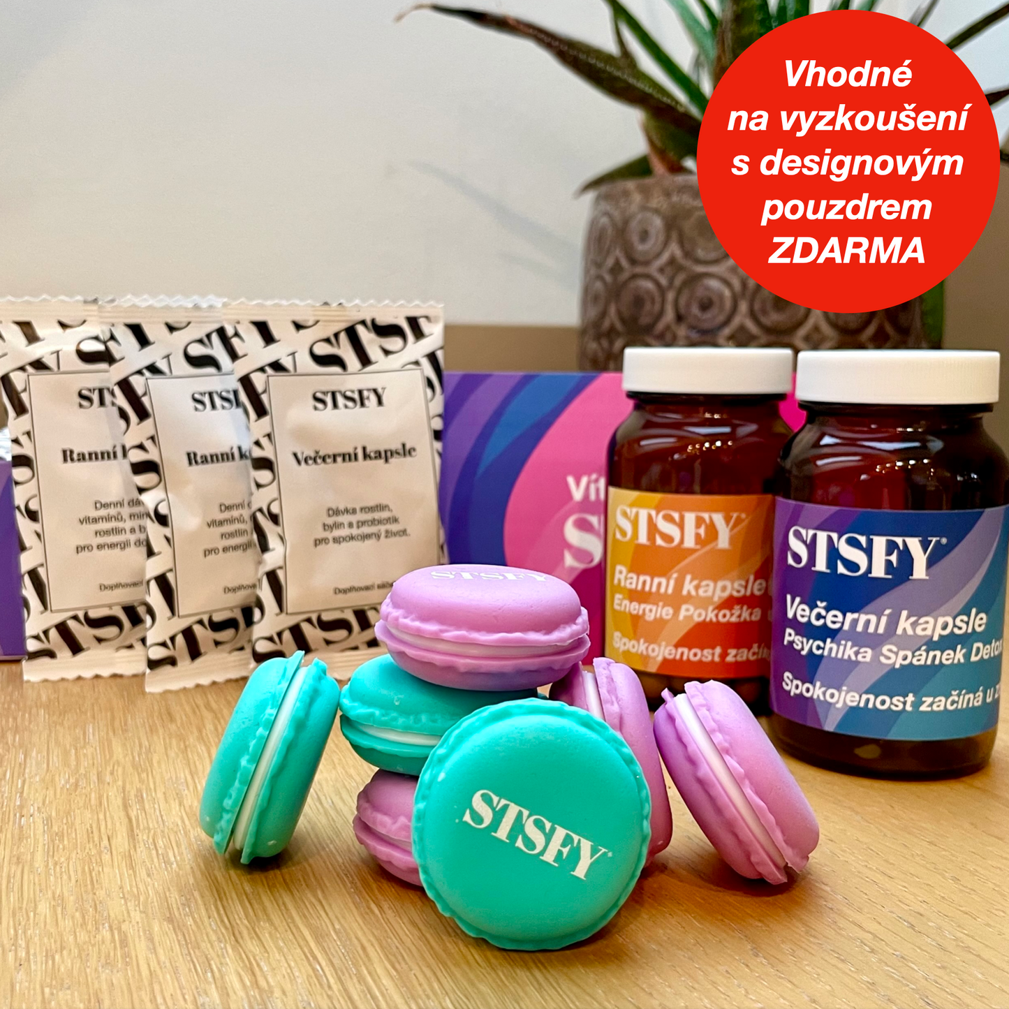 2 pouzdra Makronka a 2 lahvičky ZDARMA, mix 3 sáčků s vitamíny