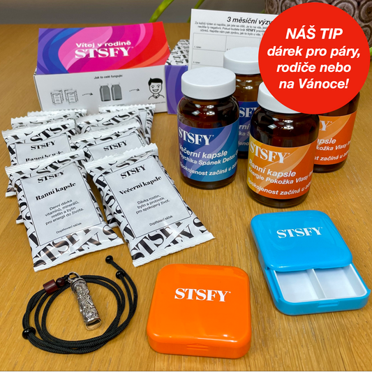 Štědrý balík zdraví pro rodiče nebo páry - 2 designová cestovní pouzdra, 4 lahvičky a krásný asijský přívěšek ZDARMA, mix 8 sáčků s vitamíny